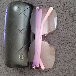 Chanel Butterfly Rimless Sun Glasses In Pink